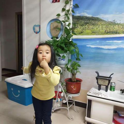 女儿的服装展示