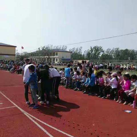 2018年荣堂完小春季趣味运动会