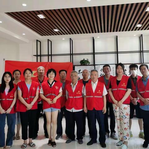 “奋进新征程 建功新时代 喜迎二十大”——“七一”建党百年党员活动集锦之“不忘初心铭党恩”主题书法活动