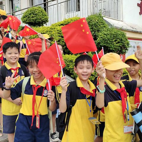 【容县容州镇厢西小学】开学典礼暨搬入新教学楼活动