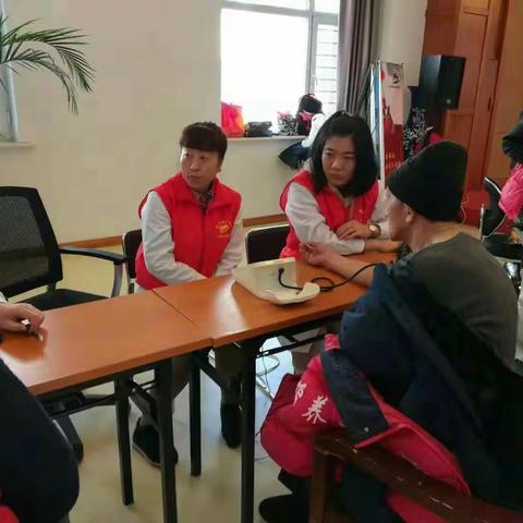 传中华孝道     展敬老风采