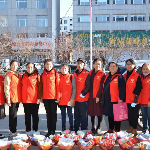 扶残助弱 显志愿服务本色