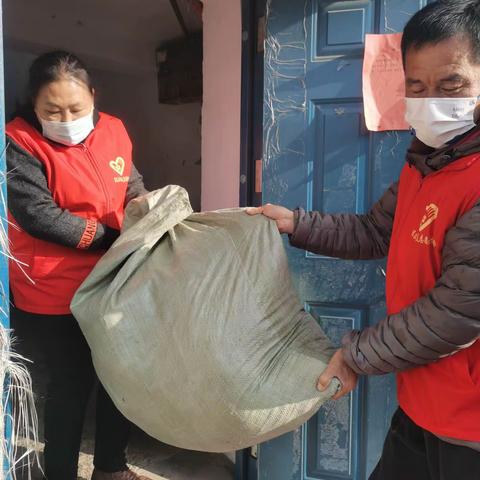 传中华孝道 显敬老深情