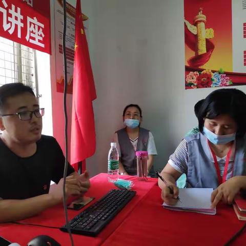 小寨路街道212所社区督导辖区单位、小区物业做好垃圾分类工作