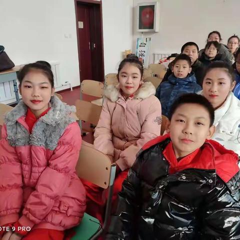 致敬百年征程 启程青春梦想