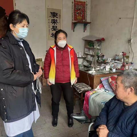扶弱救困悉心呵护  上门护理关爱到家