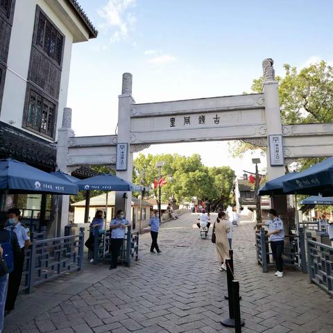 给江南六大古镇排个名：他们都自称“第一水乡”，其实各有特色，亲临六大古镇，既来了 ，就把感受分享给各位好友 …