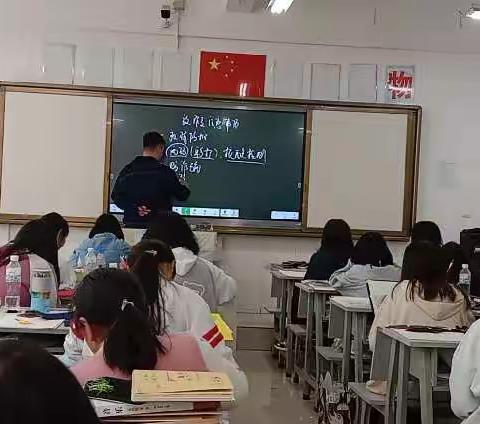 幼教大专32班主题班会记录