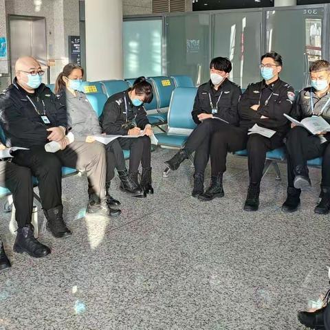 敦煌莫高国际机场安全检查站开展强思想、转作风，战疫情、树形象活动