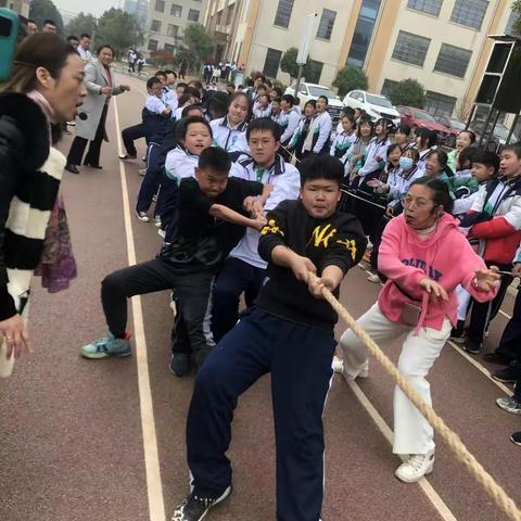 落实“双减” “童心”再现