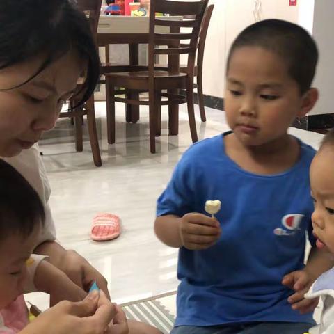 吴狄的兄弟姐妹