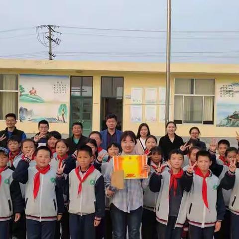 活力绽放，尽显华彩——记李庄完小“阳光大课间”韵律操比赛