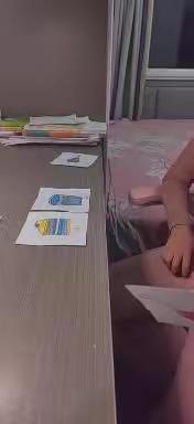 三一班孩子们的英语课后对话练习