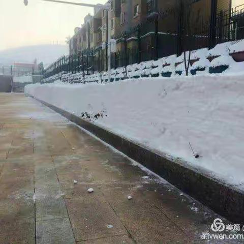 暴雪过后，为我们攒劲的115中人点赞！