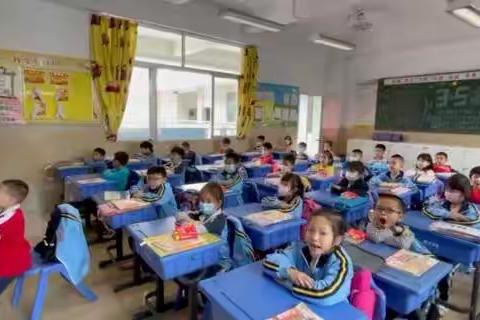 103第七周及三月总结小报