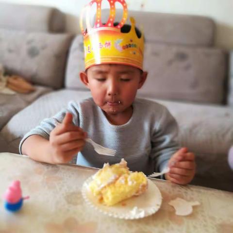 康灵轩，生日快乐！