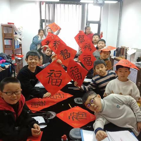 风 雨 前 行 学 书 路                          初 心 勿 忘 再 加 油