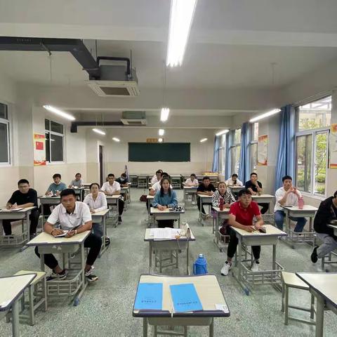 学习新课标   践行新理念——台儿庄古城学校体育新课标培训活动