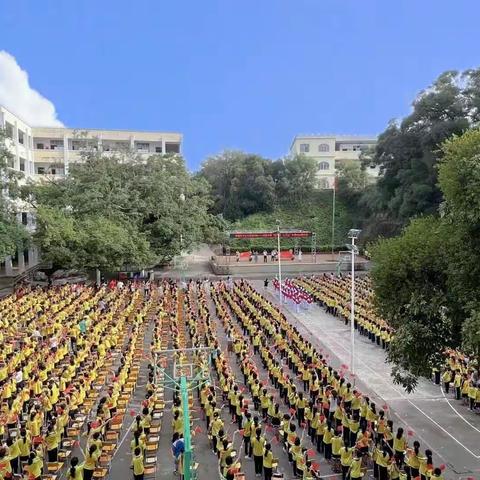 灵山县那隆镇中心小学2023年“迎中秋，庆国庆红歌大家唱”主题活动