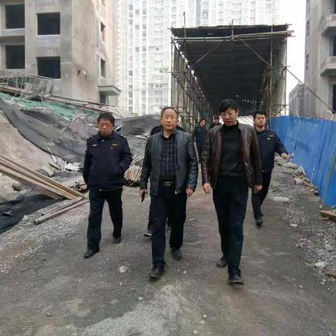 李善锋局长到我区垃圾填理厂、建筑工地、牟山大道督导大气污染防治工作