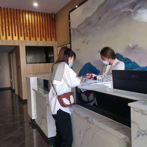 区文旅局持续做好文娱场所和酒店疫情防控督导工作