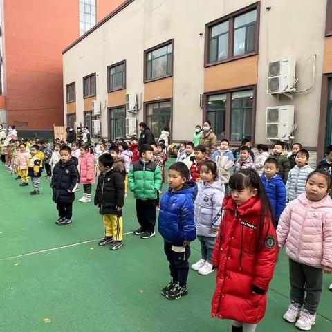 松稚果幼儿园开学了！