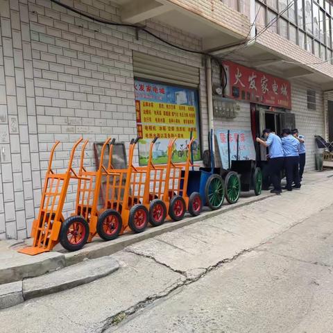 新洲区汪集街城管办“门前三包”日常工作动态
