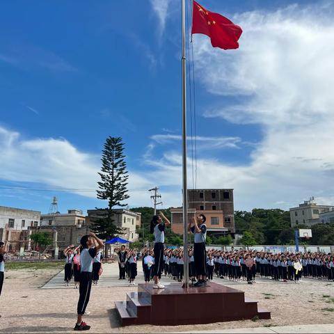 “生命因运动而精彩”——漳浦县桥头小学首届运动会