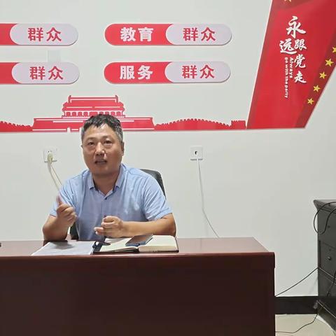 岗上村——“谈感悟、践承诺、争先锋”党员座谈会