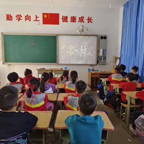 正定县曲阳桥镇胡村小学“学雷锋日”活动