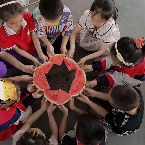 时光不老，岁月静好——记鸭口小学二年级解暑西瓜🍉宴