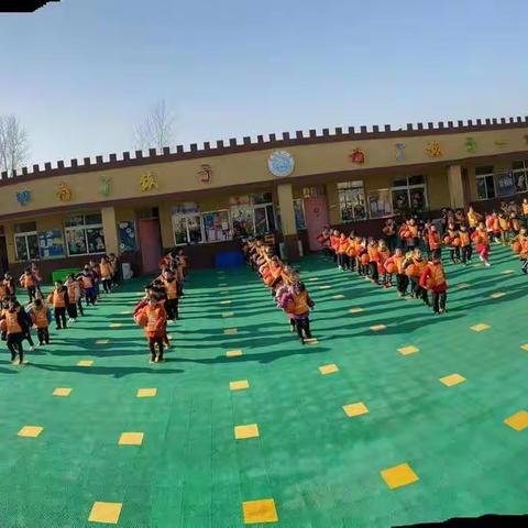 张桥前进幼儿园大班特色体能篮球操