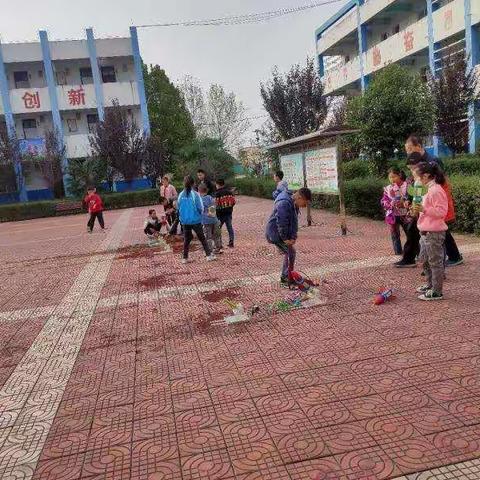 放飞梦想———阳平镇中心小学十月份少年宫活动掠影