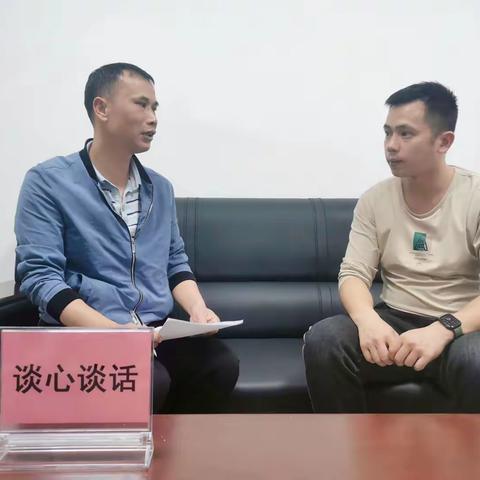 担当作为显成效 凝心聚力谱新篇——苍梧第一实验小学党支部召开2021年度组织生活会和民主评议党员大会