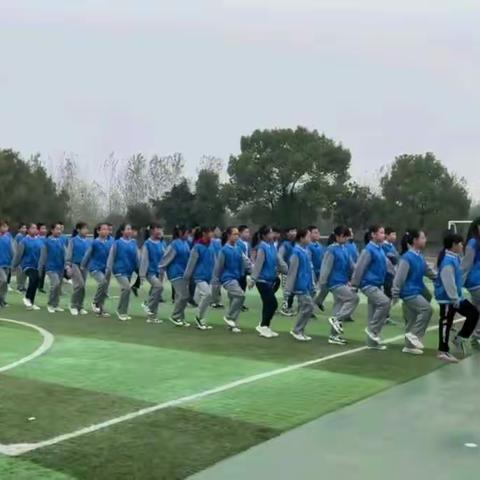 阳光体育健体魄，雏鹰展翅谱青春——2021年秋季广播操比赛实记