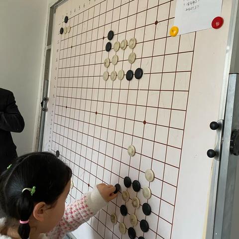 学围棋的孩子更快乐