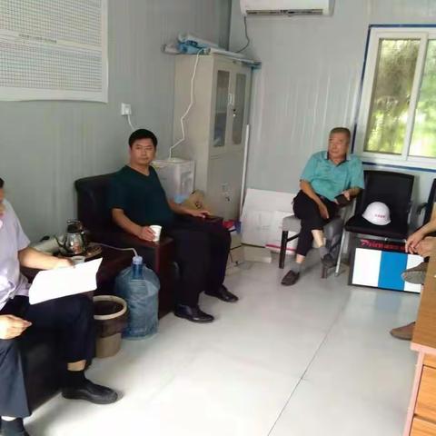 开发区法制服务局督导检查第七人民院落实大气污染防治整改情况。