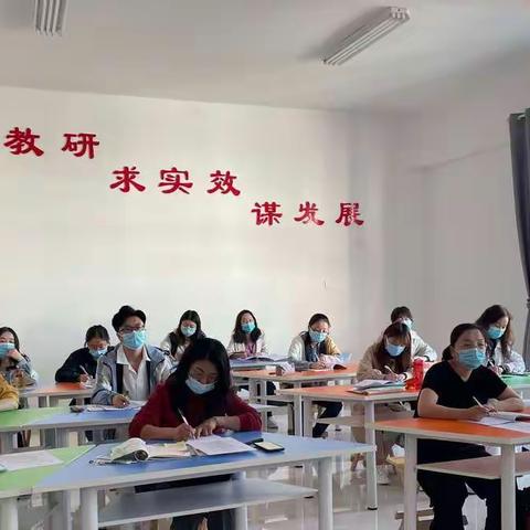 同课异构展风采—记呼图壁县第一小学幸福校区语文学科青年教师岗位大练兵课堂大赛活动