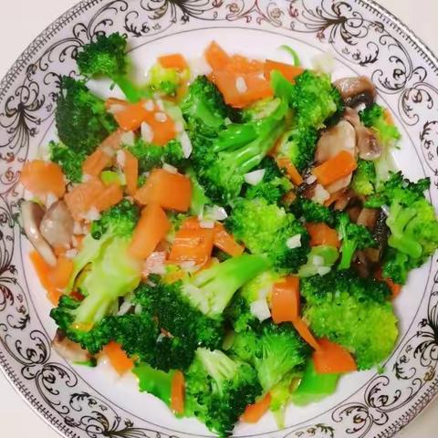 美食美味一一素炒西兰花