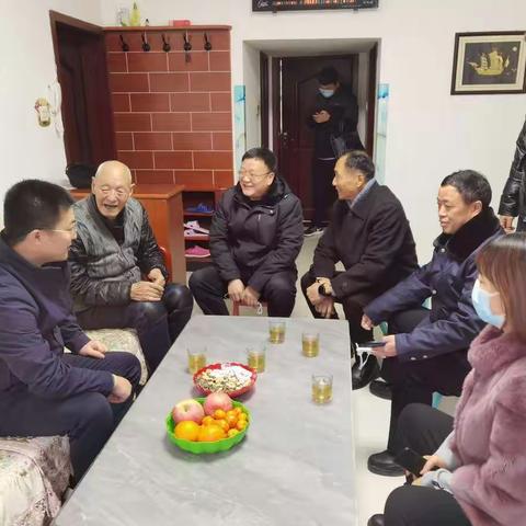 栾区长春节前到长兴街道走访慰问