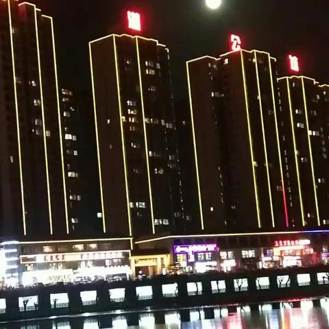 美丽的莲湖公园