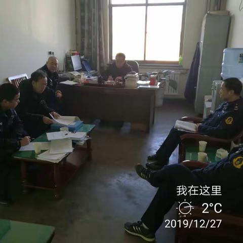 落实安全责任，查隐患保安全，杜绝事故发生。