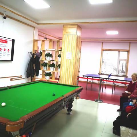 水电总厂离退休职工多种形式贯彻学习党的二十大精神