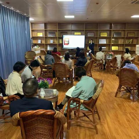 以书会友  悦读阅美