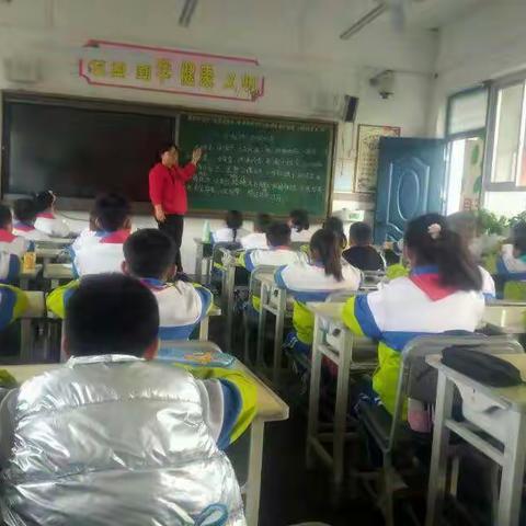 学门前演讲与口才三班活动剪影