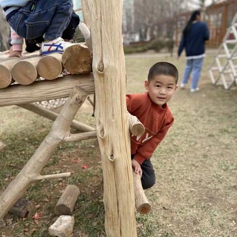 【实幼小七班】慧玩游戏之攀爬区