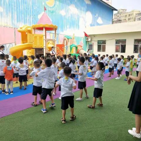 马安堂第一幼儿园–开学前的准备工作和宝贝们的开学第一周