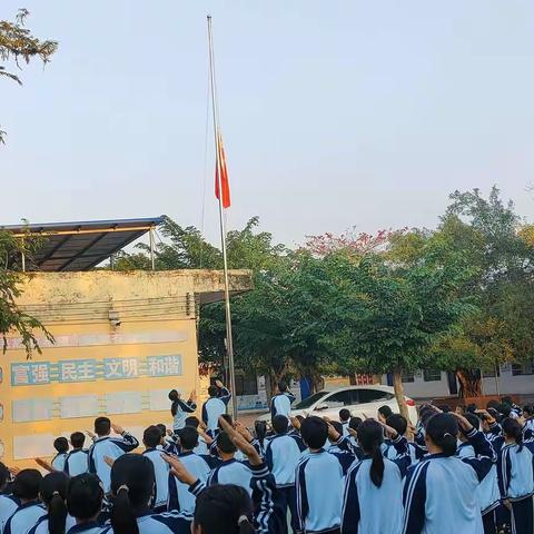 新州镇英均小学2023年春季学期开学第一课风采