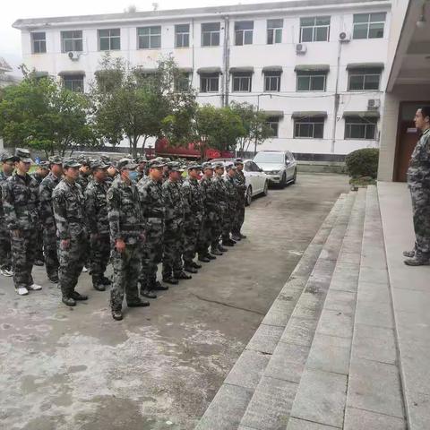 召之即来   来之能战——县人武部对伏山乡应急排进行集结点验