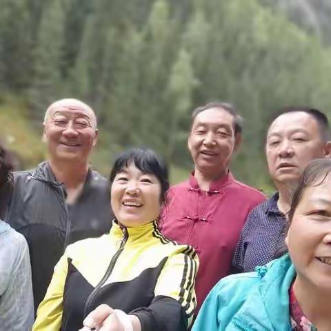 同学朋友阿勒泰北屯福海布尔津县游留影
